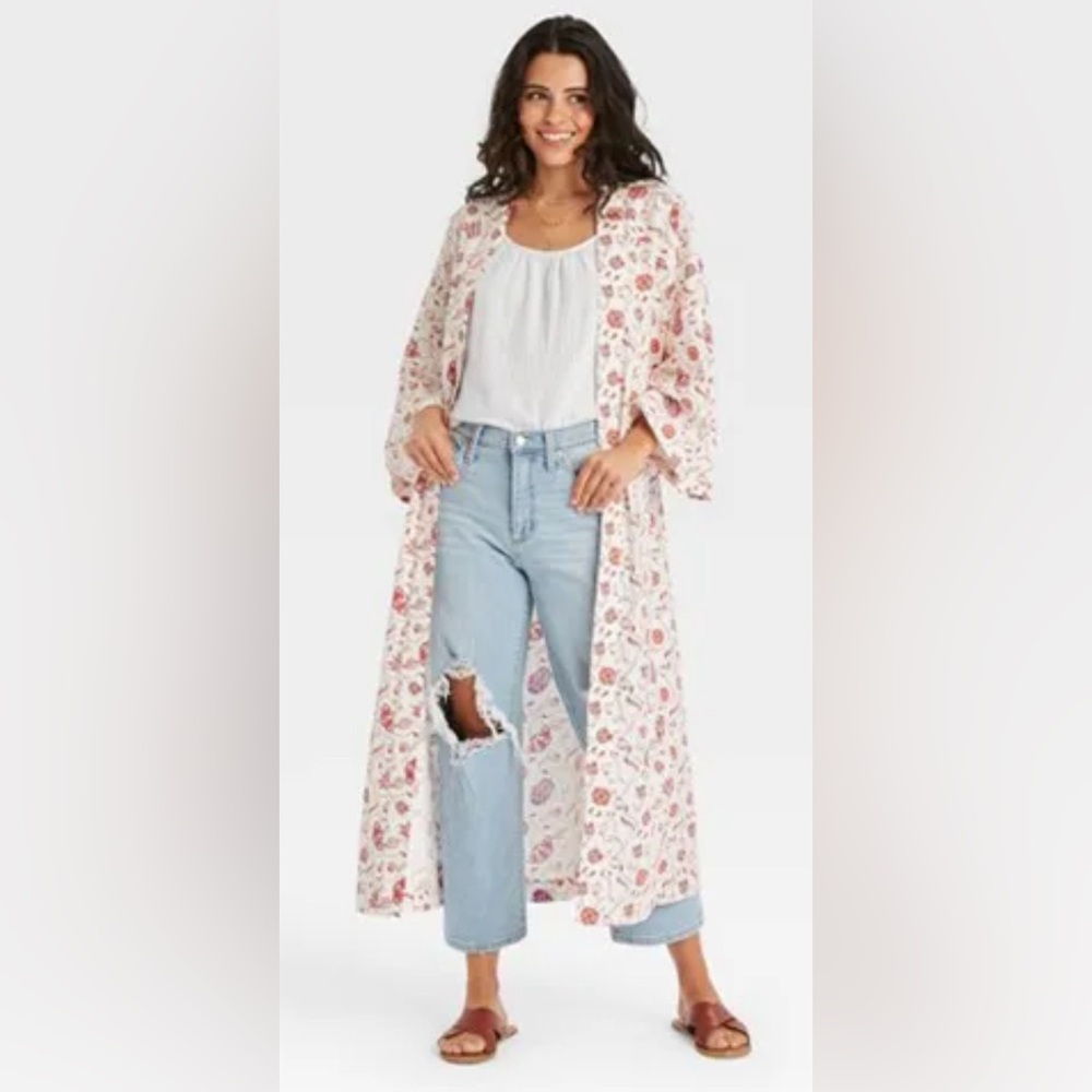 Olivaceous White Floral Long Sleeve Long Cover Up Dress Size Medium